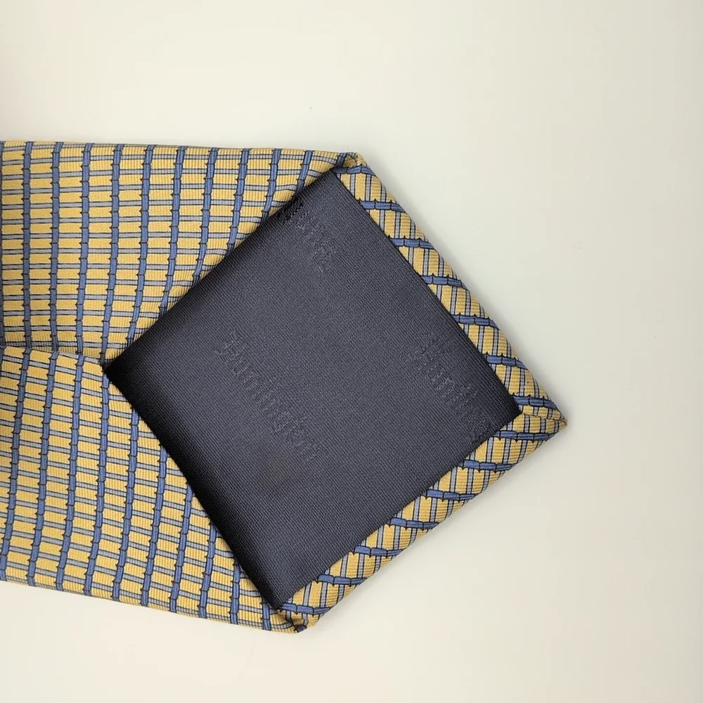 NWOT Silk Huntington Tie Designer Blue And Gold